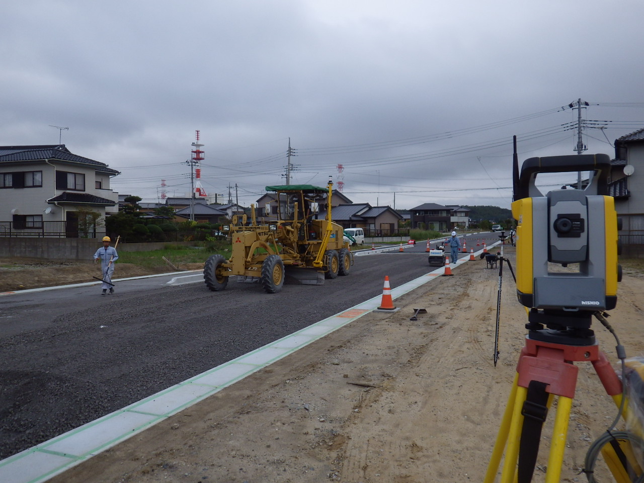 路盤敷均し（ICT活用）